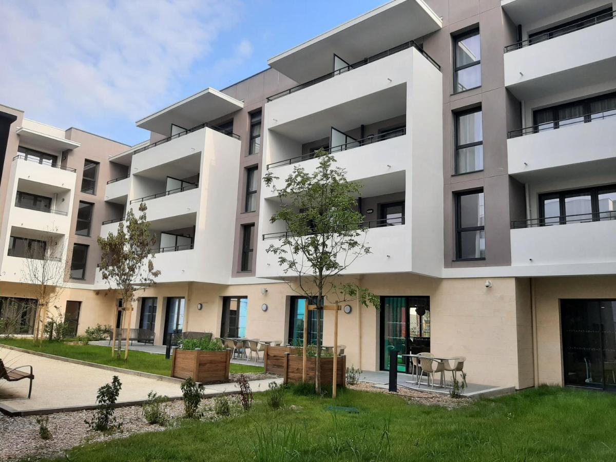 Domitys L'Opaline Aparthotel Villenave-dʼOrnon Exteriör bild