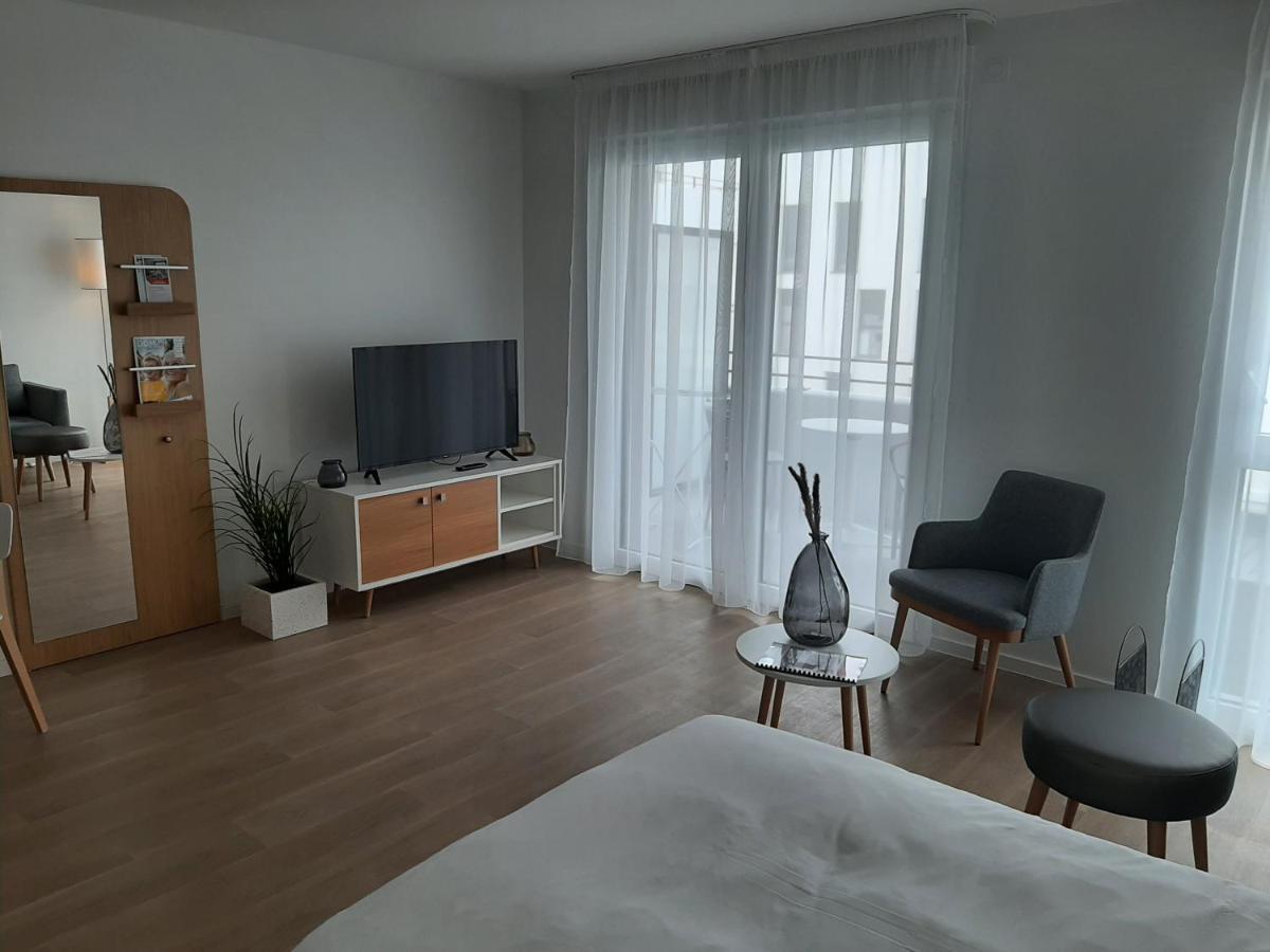 Domitys L'Opaline Aparthotel Villenave-dʼOrnon Exteriör bild
