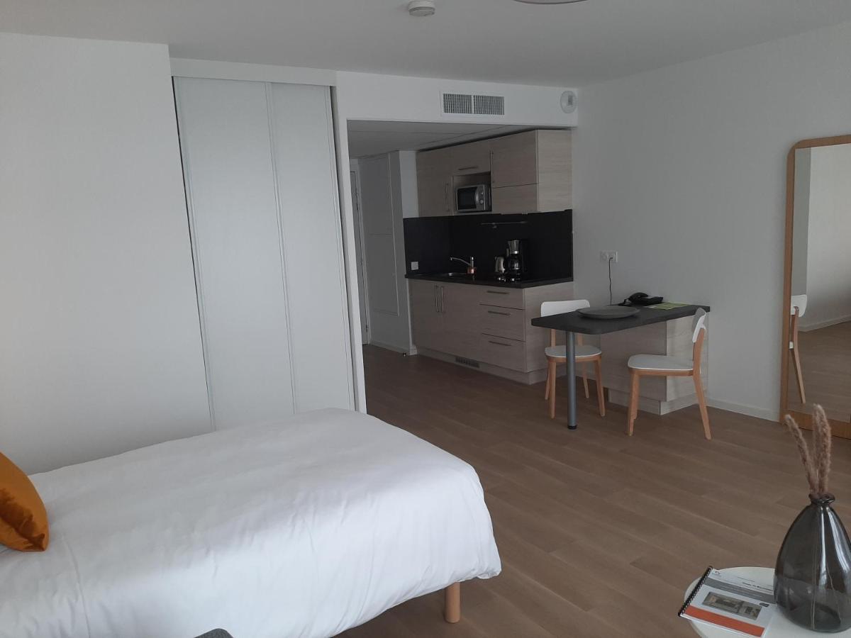 Domitys L'Opaline Aparthotel Villenave-dʼOrnon Exteriör bild